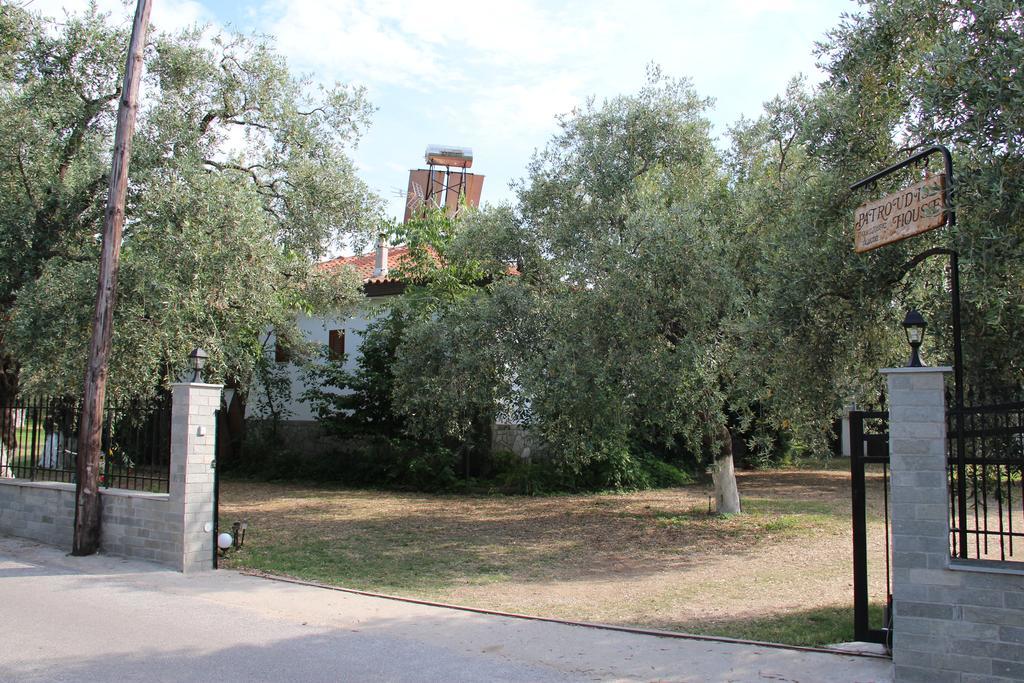 Ferienwohnung Patroudis House Skala Rachoni  Zimmer foto